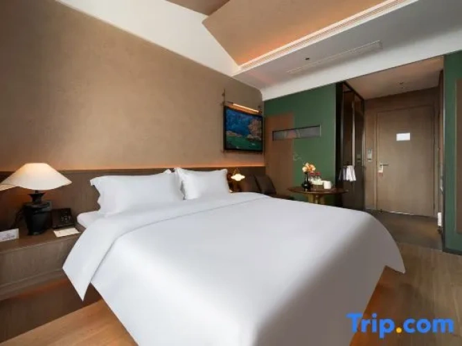 Grand Double room with balcony