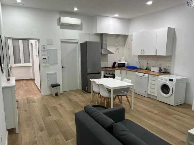 Quadruple Family Apartment