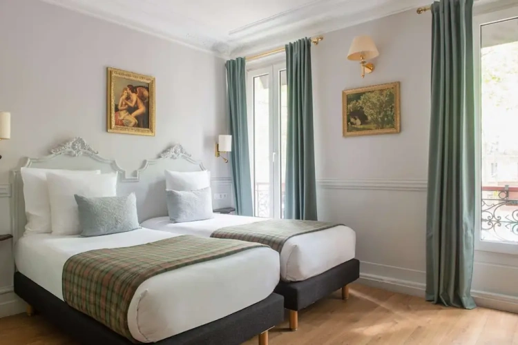 Premium Twin room