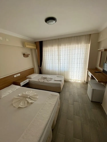 Standard Triple room with balcony
