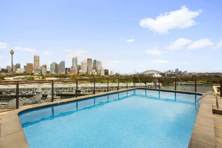 Cosy 1-bed With Swimming Pool Facing Opera House