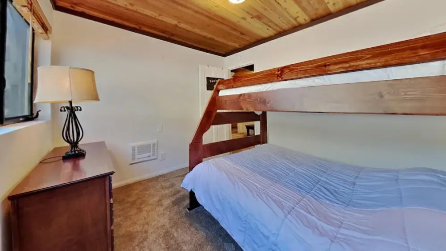 515 2 Bedroom Condo