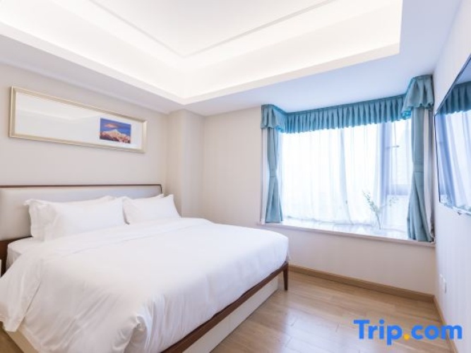 2 Bedrooms Deluxe Quadruple Suite