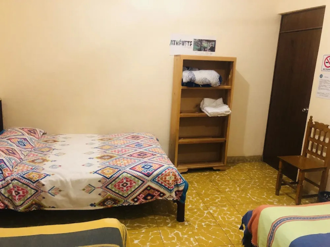 Los Nardos Hostel