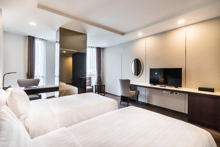 Superior Twin room