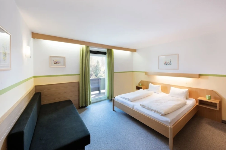Standard Quadruple room with balcony