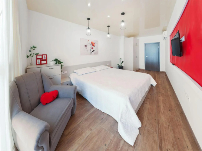 Monro Apartment