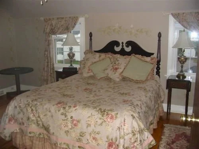 Eagles Landing Bed & Breakfast