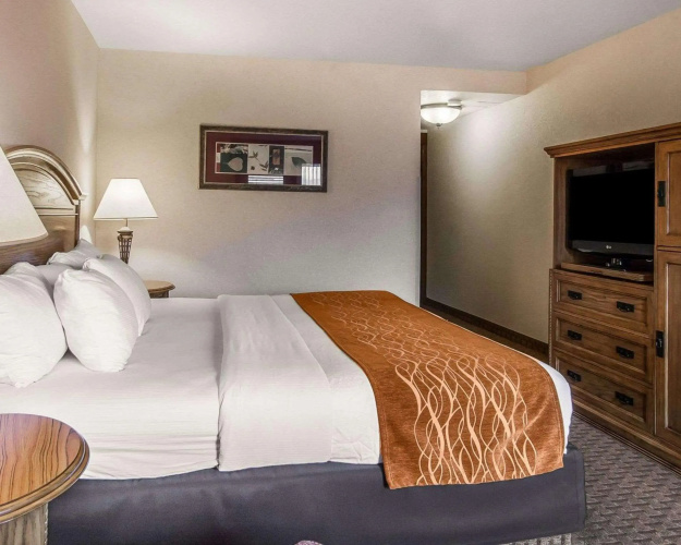 Kathryn Riverfront Inn, an Ascend Collection Hotel