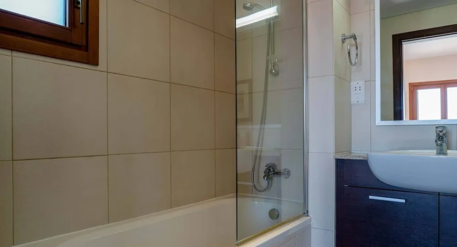 3 Bedrooms Villa with sea view