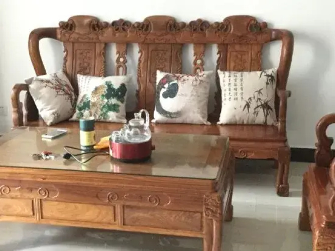 Elves Apartment