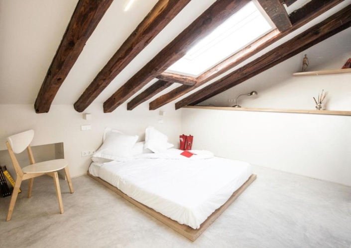 3 Bedrooms Apartment