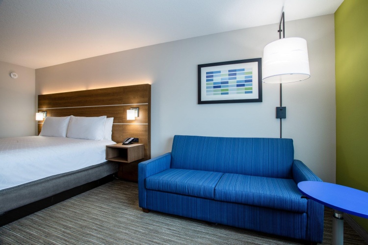 Quadruple Suite