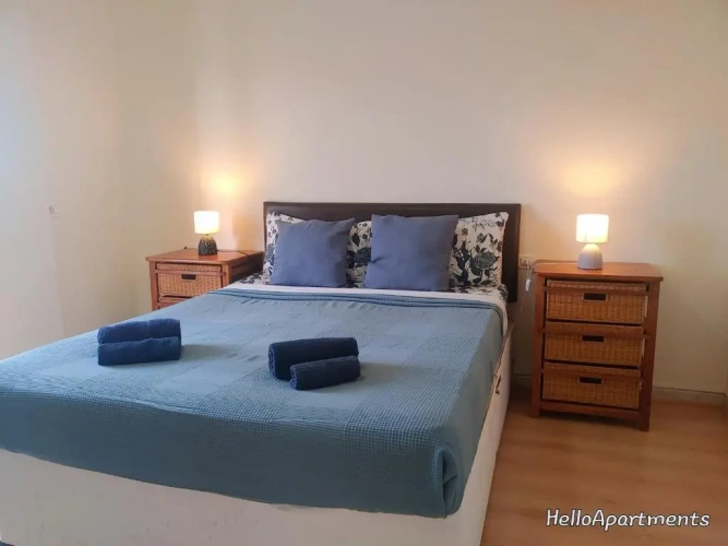 2 Bedrooms Apartment