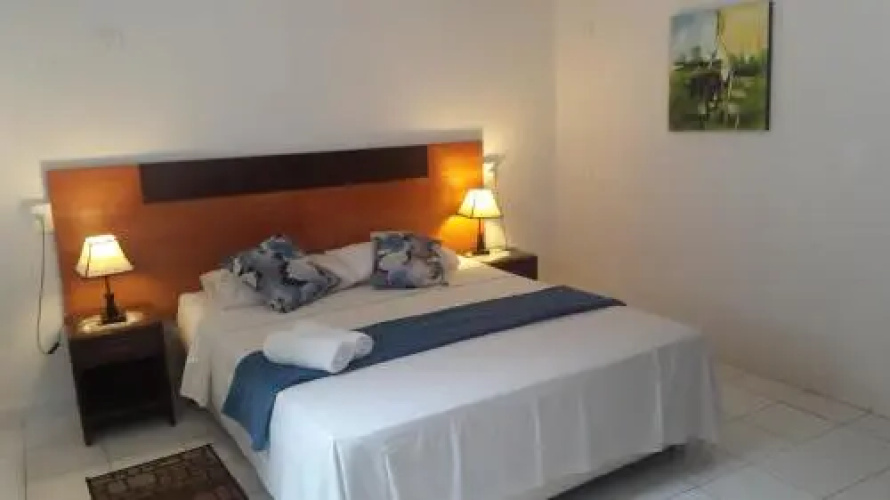Giuseppe Hostal & Suites