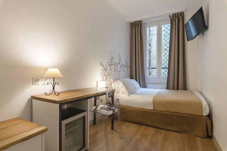 Standard Single room