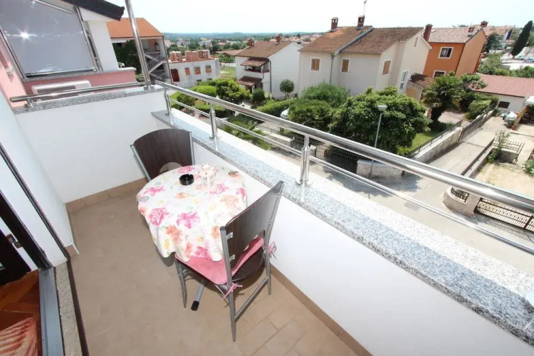 Guests House Lea