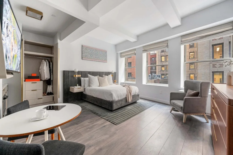 17john: Queen Studio Apartment - Disability Access