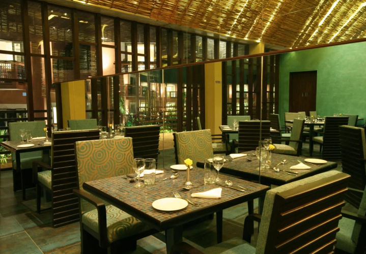 The Golden Crown Hotel & Spa, Colva