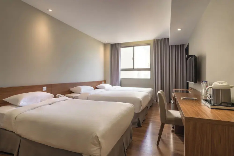River inn ZihLi