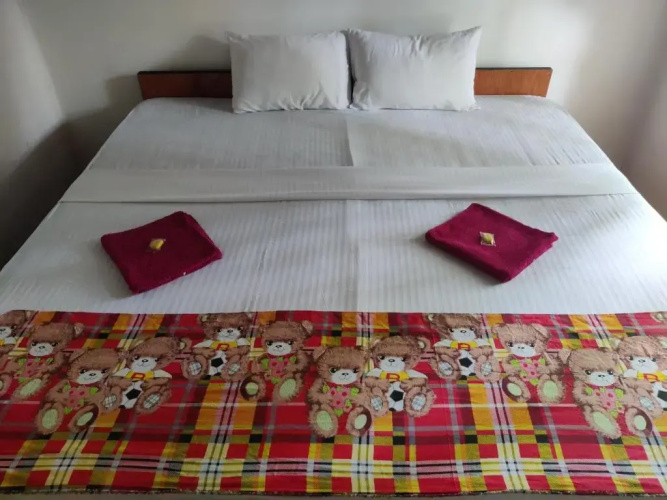 Catch The Ella Train Hostel