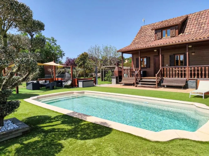 2 Bedrooms Cottage