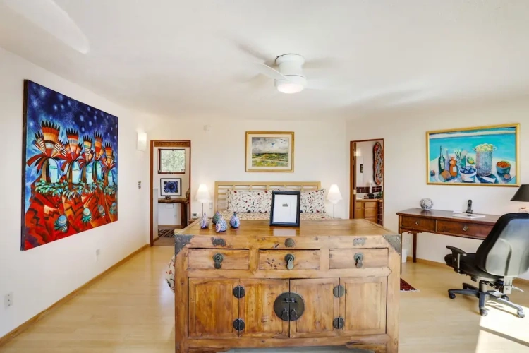 3 Bedrooms Cottage with balcony