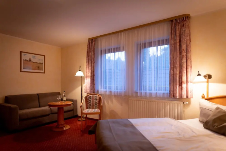 Hotel Amselgrundschlößchen, Bild 4