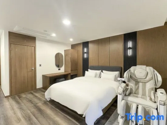 Royal Double Family Suite
