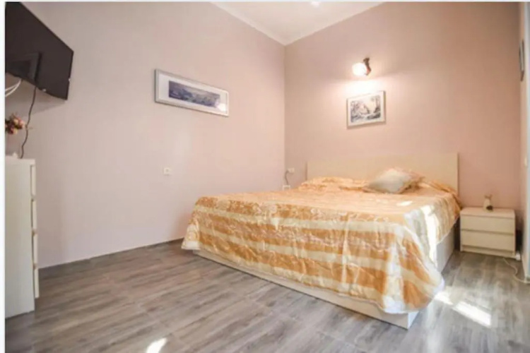 Apartment 55