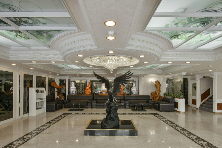 Ever Luck Hotel