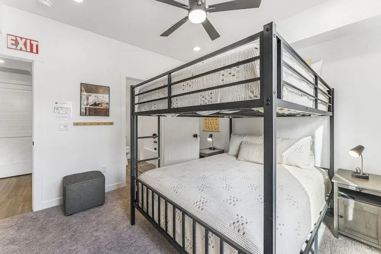 Starlight Crossing 4 Bedroom Condo