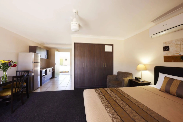 Blackwater Hotel Motel