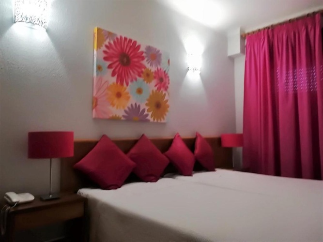 1 Bedroom Apartment with balcony