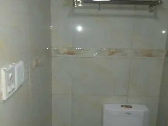 Zoergai Aba Xinyuan Business Hotel