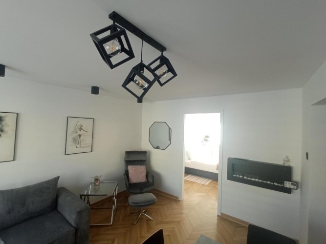 1 Bedroom Double Apartment