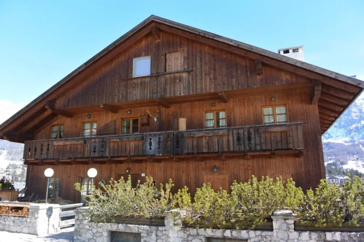 3 Bedrooms Duplex Apartment