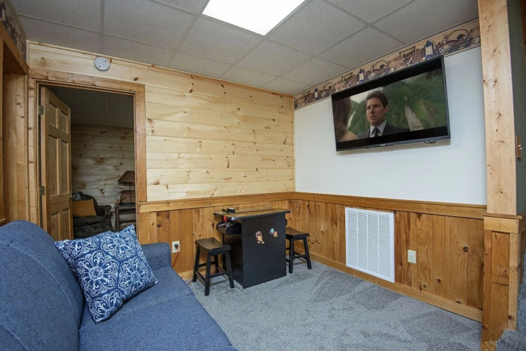 Smoky Mountain Getaway by Eagles Ridge Resort