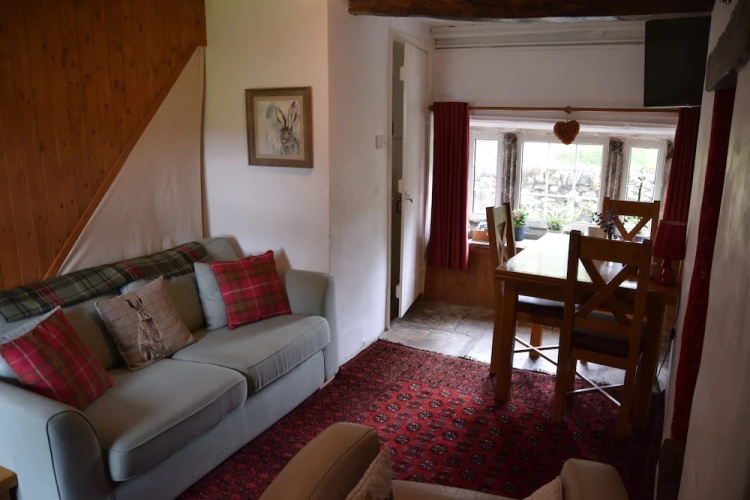 Sweetbriar Cottage B&B and Camping