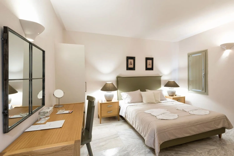 Executive Suite with partial sea view