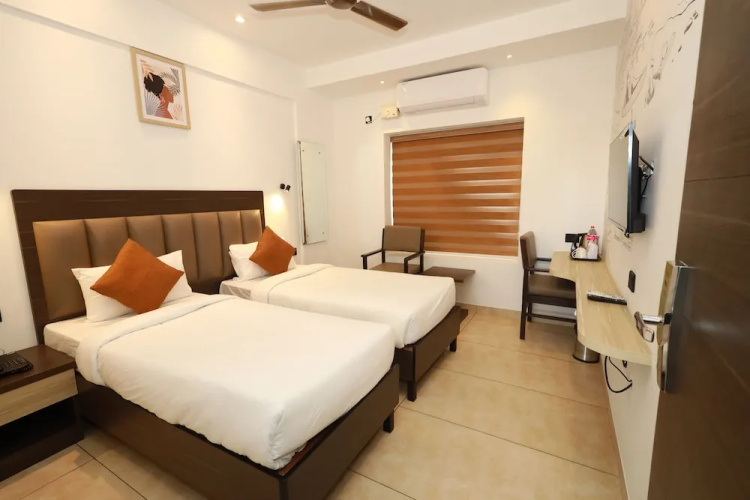 Goodland Elegance