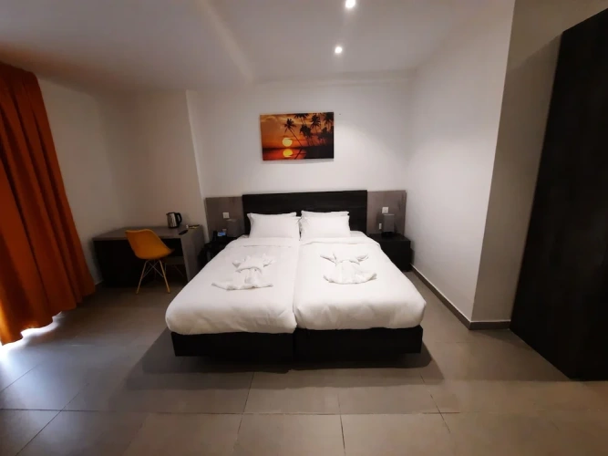 Standard Triple room with balcony
