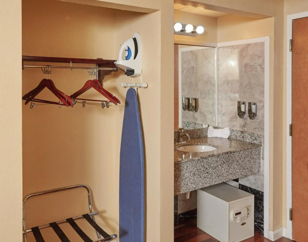 Ocean Inn and Suites