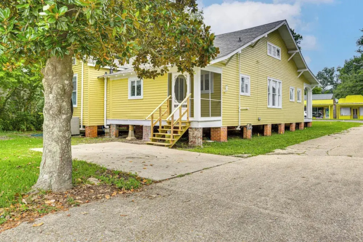 Walk to Restaurants & Shops: Dtwn Franklin Retreat