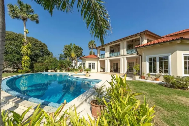 4 Bedrooms Villa with ocean view
