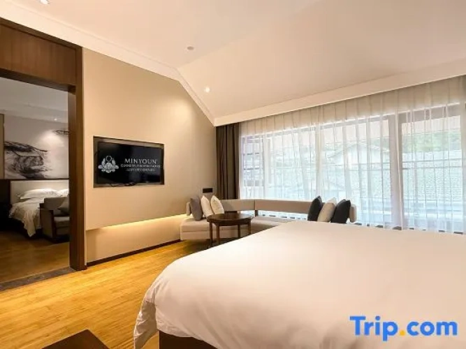 2 Bedrooms Suite