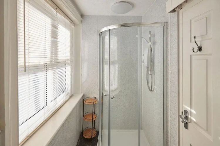 Apartment 4 at Khyber