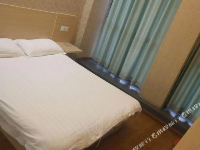 Yuyao Jiuxing Holiday Hotel