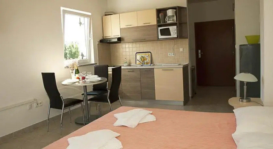 Apartments Cavar