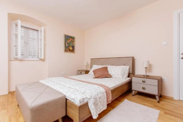 2 Bedrooms Deluxe Apartment